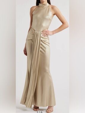 Chiara Boni La Petite Robe Loowin Splendid Metallic Mermaid Gown